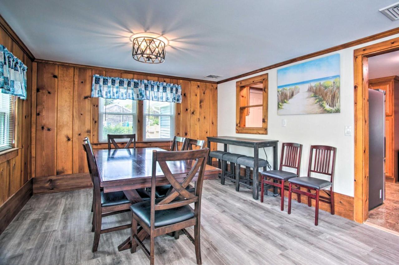Pet-Friendly Cape Cod Getaway Less Than 1 Mi To Beach デニス・ポート エクステリア 写真